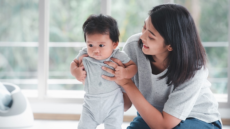 Moms, Ini Tahapan Tumbuh Kembang Bayi Prematur