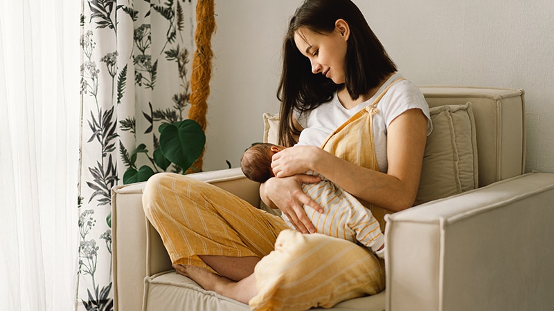 10 Makanan untuk Nutrisi Ibu Menyusui agar Bayi Cerdas dan Sehat