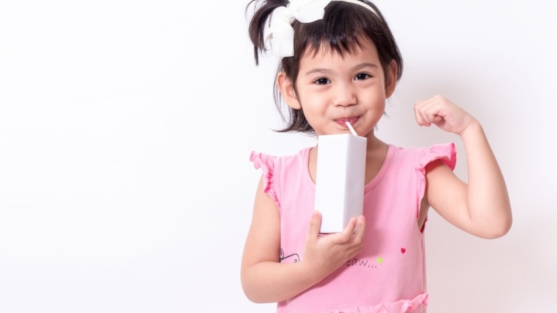 Bolehkah anak 1 tahun minum susu uht 